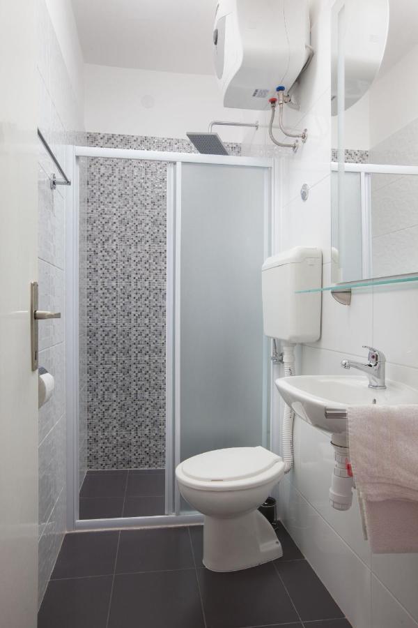 באסקה וודה Apartments Dragan מראה חיצוני תמונה