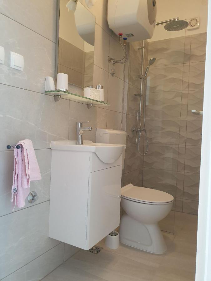 באסקה וודה Apartments Dragan מראה חיצוני תמונה